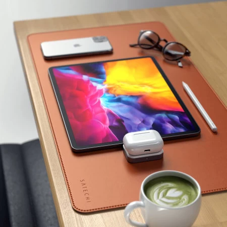 Satechi Mini USB-C Wireless Charger Dock For AirPods - Image 3