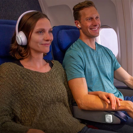 Scosche FlyTunes 3.5mm Audio Jack Bluetooth Transmitter - Black - Image 4