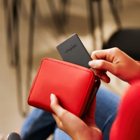 Chipolo CARD Spot Bluetooth Wallet Tracker - Black - Image 4
